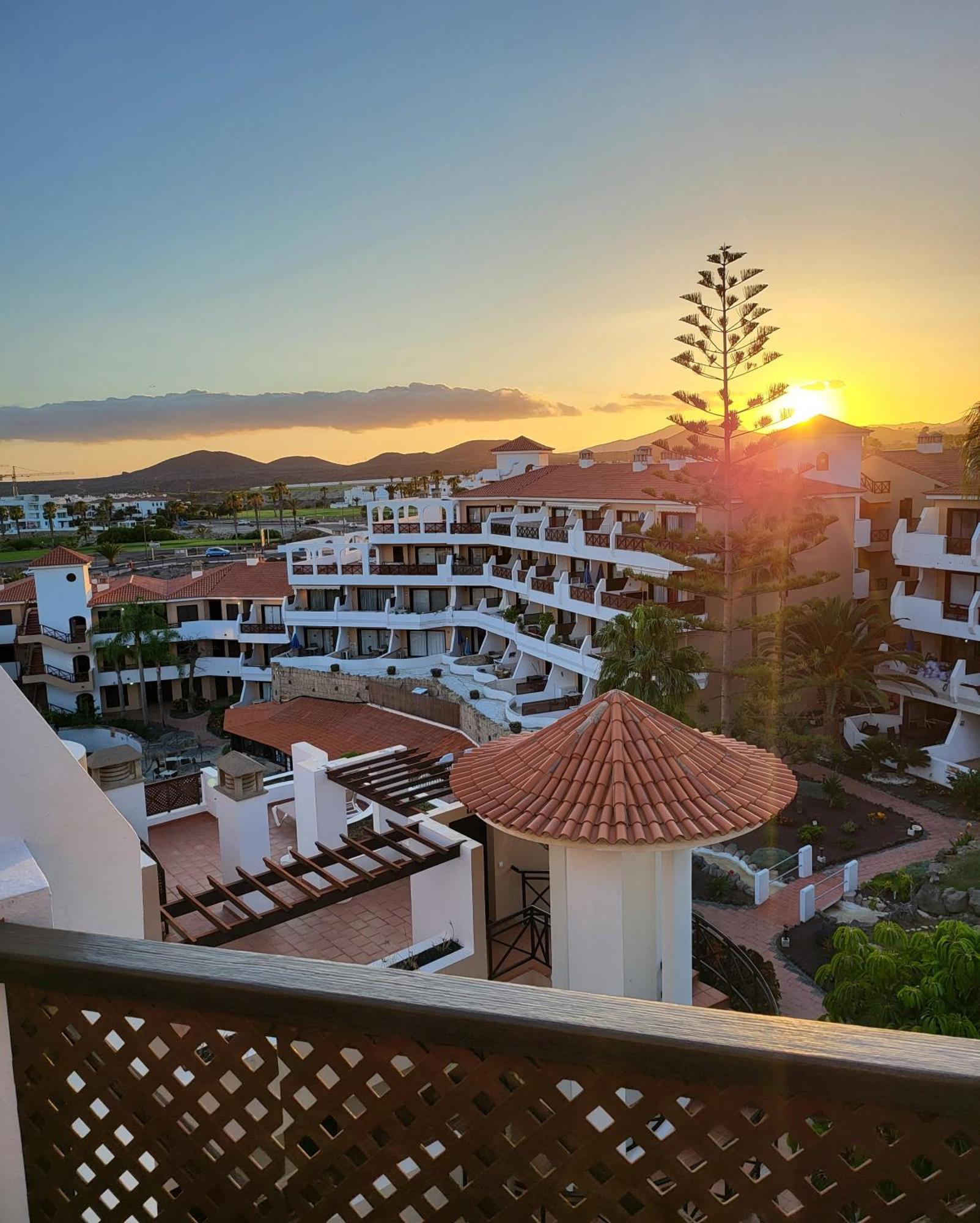 Апартаменти Moderno Y Luminoso Atico Con Vistas Y Piscina Сан-Мігель-де-Абона Екстер'єр фото