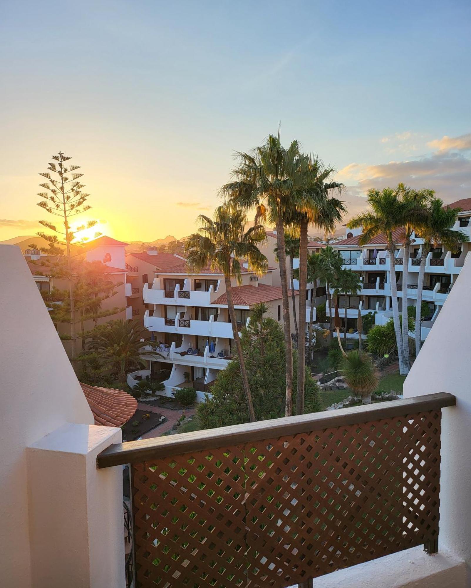 Апартаменти Moderno Y Luminoso Atico Con Vistas Y Piscina Сан-Мігель-де-Абона Екстер'єр фото
